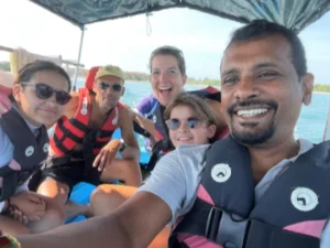 Ceylon Escapes Chauffeur Guide 4