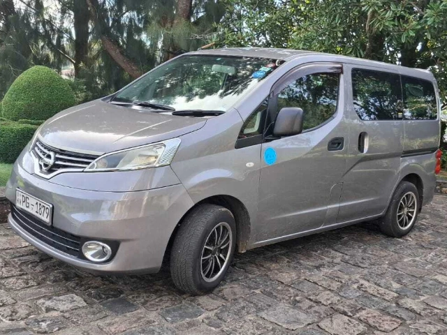 Nissan NV 200