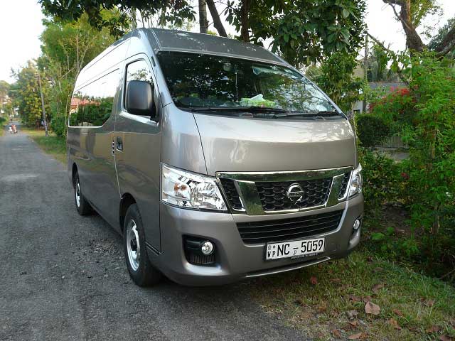 Nissan NV 350