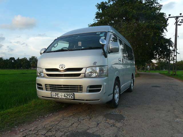 Toyota Hiace MPV